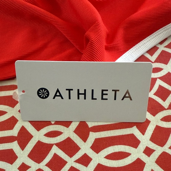 New! Athleta Signature Rib Tank - Picture 5 of 10